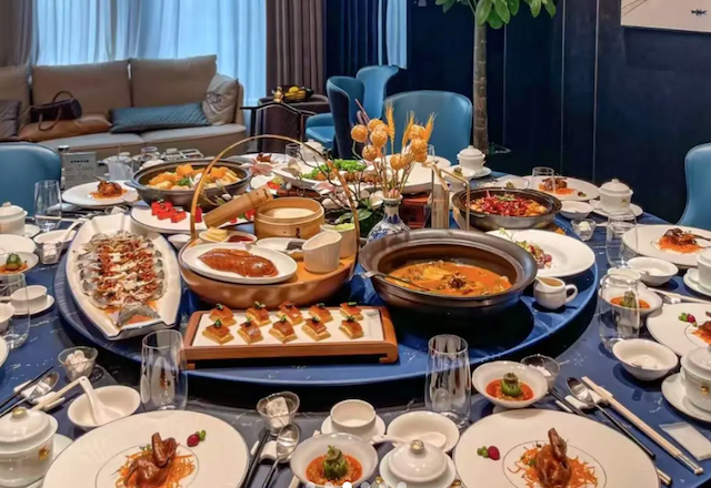 【徹底解説】中国ビジネス成功の鍵！奥深い「酒桌文化（酒席文化）」のマナーと酒の種類