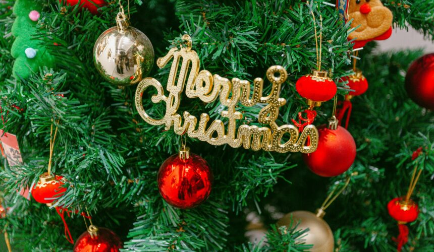 中国語で楽しむクリスマス！「圣诞节」「平安夜」の意味と役立つフレーズまとめ【中国語ミニ知識】